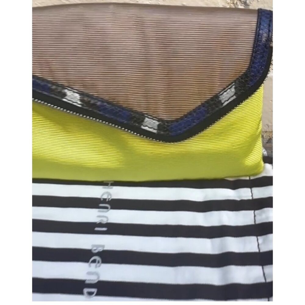 Henri Bendel Rare Neon Lime Cobalt Snakeskin Envelope Wristlet - Picture 6 of 15